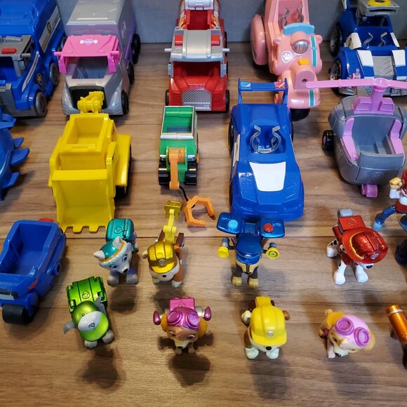 Paw Patrol Vehicle and Character Lot Bundle - Picture 3 of 7